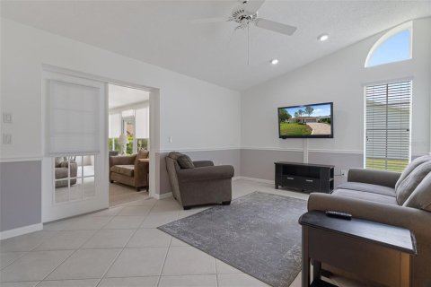 Villa ou maison à vendre à Spring Hill, Floride: 2 chambres, 173.36 m2 № 2237159 - photo 18