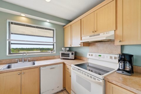 Condo in Pembroke Pines, Florida, 2 bedrooms № 2088413 - photo 7