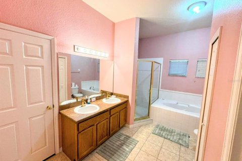 Condo in Davenport, Florida, 3 bedrooms  № 1561316 - photo 24