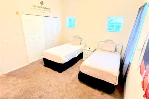 Condo in Davenport, Florida, 3 bedrooms  № 1561316 - photo 22