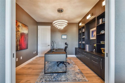 Condo in Indian Shores, Florida, 3 bedrooms  № 1910816 - photo 26