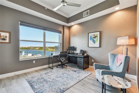 Condo in Indian Shores, Florida, 3 bedrooms  № 1910816 - photo 2