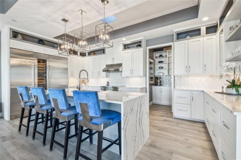 Condo in Indian Shores, Florida, 3 bedrooms  № 1910816 - photo 14