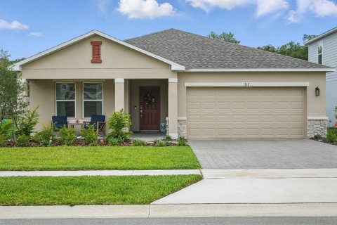 House in Edgewater, Florida 4 bedrooms, 195.65 sq.m. № 1795423 - photo 1