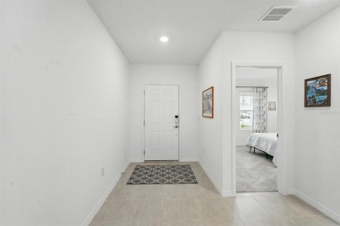 House in Edgewater, Florida 4 bedrooms, 195.65 sq.m. № 1795423 - photo 13