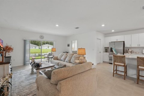 House in Edgewater, Florida 4 bedrooms, 195.65 sq.m. № 1795423 - photo 19