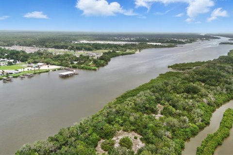 House in Edgewater, Florida 4 bedrooms, 195.65 sq.m. № 1795423 - photo 5