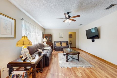 House in Ocala, Florida 3 bedrooms, 154.12 sq.m. № 1819507 - photo 13