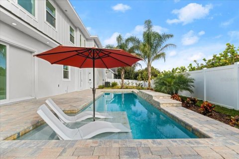 House in Ponce Inlet, Florida 4 bedrooms, 294.69 sq.m. № 1516772 - photo 2