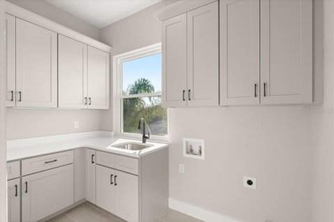 House in Ponce Inlet, Florida 4 bedrooms, 294.69 sq.m. № 1516772 - photo 21