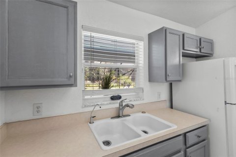 House in North Port, Florida 3 bedrooms, 113.9 sq.m. № 2123444 - photo 28