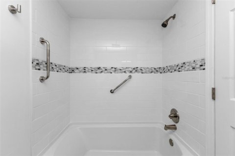 Condominio en venta en Port Charlotte, Florida, 2 dormitorios, 85.38 m2 № 2116536 - foto 24