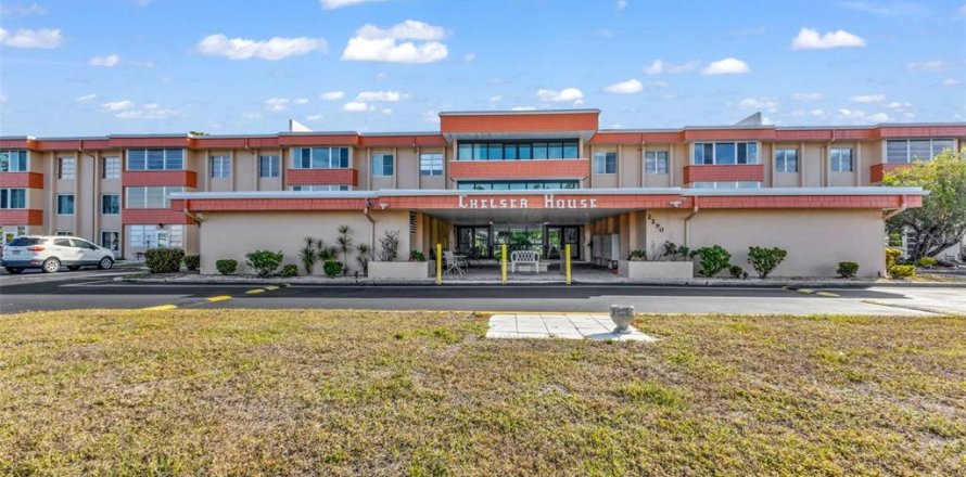Condominio en Port Charlotte, Florida, 2 dormitorios  № 2116536