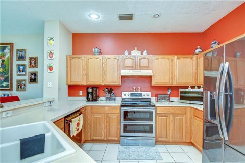 House in Valrico, Florida 5 bedrooms, 287.16 sq.m. № 2198887 - photo 9