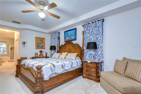 House in Valrico, Florida 5 bedrooms, 287.16 sq.m. № 2198887 - photo 17