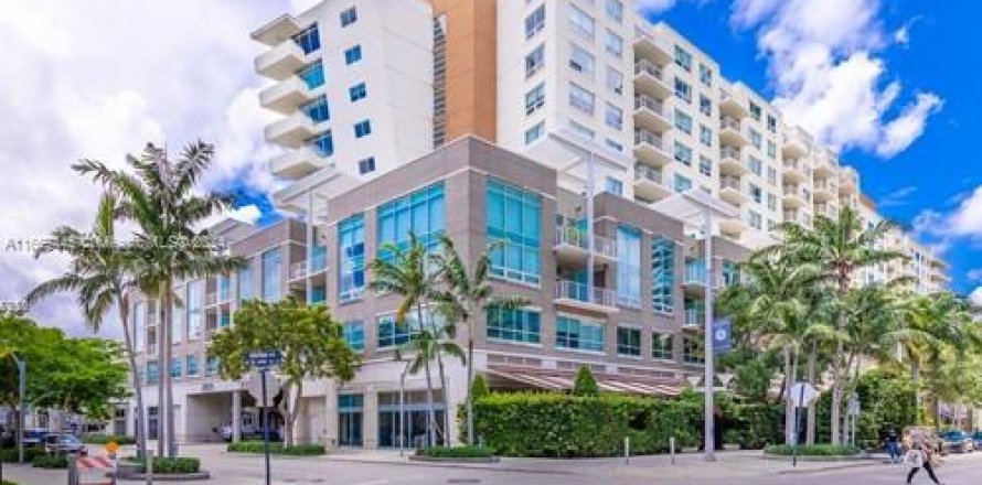 Condo in Miami, Florida, 1 bedroom № 1732098