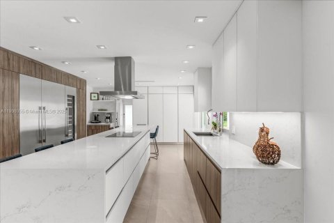 Villa ou maison à vendre à Pinecrest, Floride: 6 chambres, 328.69 m2 № 1964448 - photo 18