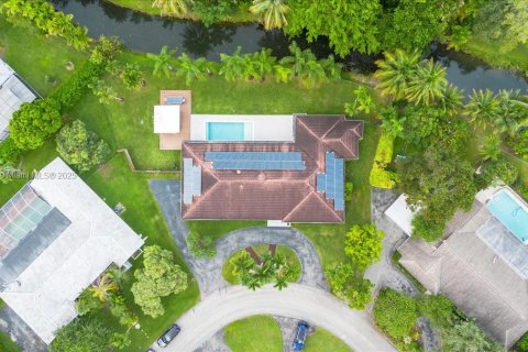 Villa ou maison à vendre à Pinecrest, Floride: 6 chambres, 328.69 m2 № 1964448 - photo 6