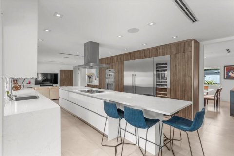 Villa ou maison à vendre à Pinecrest, Floride: 6 chambres, 328.69 m2 № 1964448 - photo 21