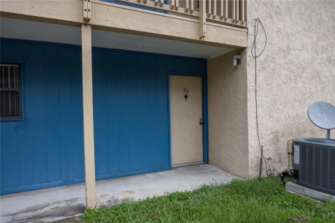 Condo in Gainesville, Florida, 2 bedrooms  № 1858264 - photo 20