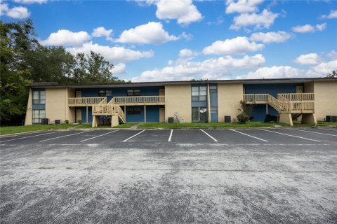 Condo in Gainesville, Florida, 2 bedrooms  № 1858264 - photo 22