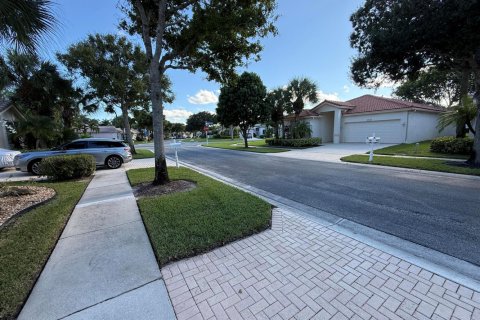 Villa ou maison à vendre à West Palm Beach, Floride: 3 chambres, 184.32 m2 № 2423485 - photo 4