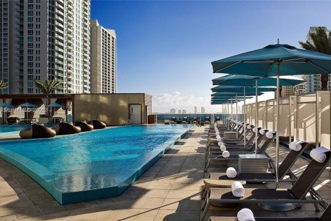 Copropriété à louer à Miami, Floride: 1 chambre, 74.23 m2 № 1998885 - photo 15