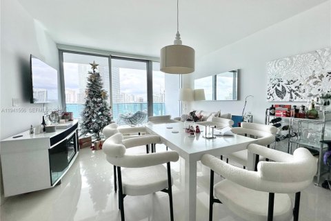 Copropriété à louer à Miami, Floride: 1 chambre, 74.23 m2 № 1998885 - photo 2