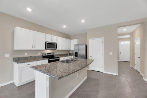 Townhouse in Plant City, Florida 3 bedrooms, 156.17 sq.m. № 2208494 - photo 10