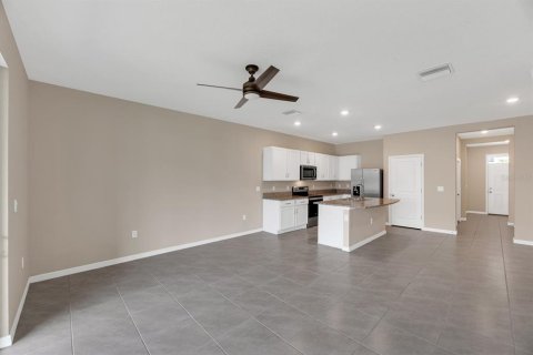 Townhouse in Plant City, Florida 3 bedrooms, 156.17 sq.m. № 2208494 - photo 7
