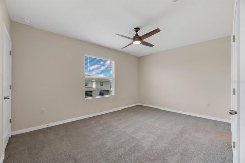 Townhouse in Plant City, Florida 3 bedrooms, 156.17 sq.m. № 2208494 - photo 17