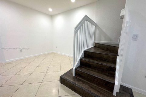 Adosado en venta en Homestead, Florida, 4 dormitorios, 132.2 m2 № 1955451 - foto 19