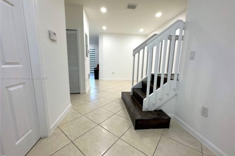 Adosado en venta en Homestead, Florida, 4 dormitorios, 132.2 m2 № 1955451 - foto 12