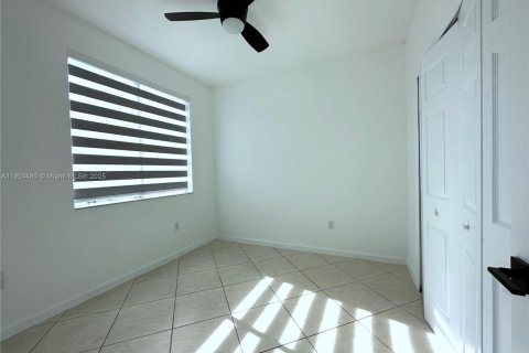 Adosado en venta en Homestead, Florida, 4 dormitorios, 132.2 m2 № 1955451 - foto 8