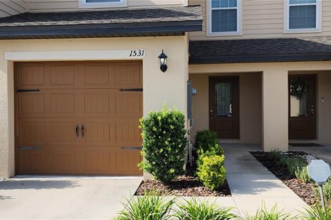 Townhouse in Tavares, Florida 3 bedrooms, 164.62 sq.m. № 2209045 - photo 2