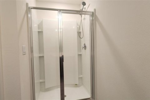 Townhouse in Tavares, Florida 3 bedrooms, 164.62 sq.m. № 2209045 - photo 13