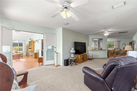 House in Ocala, Florida 2 bedrooms, 153.85 sq.m. № 1651889 - photo 23