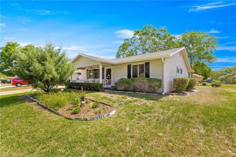 House in Ocala, Florida 2 bedrooms, 153.85 sq.m. № 1651889 - photo 5