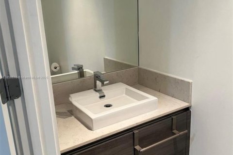 Copropriété à louer à Miami, Floride: 1 chambre, 84.08 m2 № 1887384 - photo 15