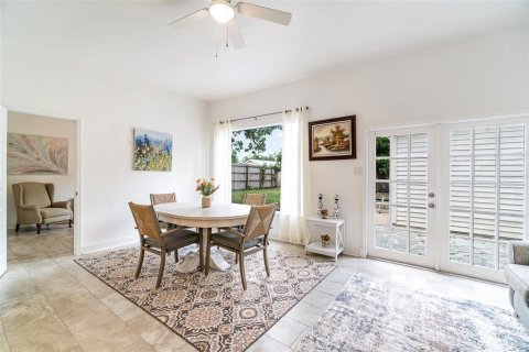 House in Orlando, Florida 3 bedrooms, 109.53 sq.m. № 1679498 - photo 9
