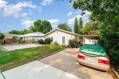 House in Orlando, Florida 3 bedrooms, 109.53 sq.m. № 1679498 - photo 6
