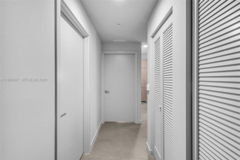 Copropriété à louer à Miami, Floride: 2 chambres № 2153762 - photo 2