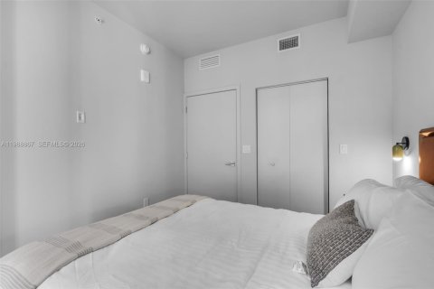 Copropriété à louer à Miami, Floride: 2 chambres № 2153762 - photo 18