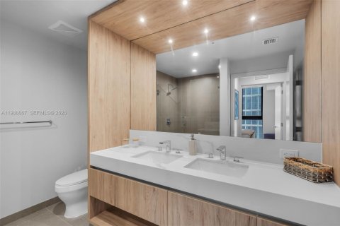 Copropriété à louer à Miami, Floride: 2 chambres № 2153762 - photo 13