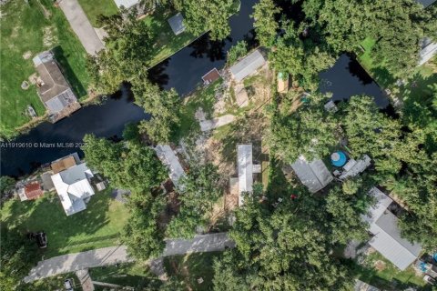 Купить коммерческую недвижимость в Лейк-Уэльс, Флорида № 2020968 - фото 29