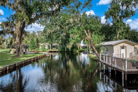 Купить коммерческую недвижимость в Лейк-Уэльс, Флорида № 2020968 - фото 27