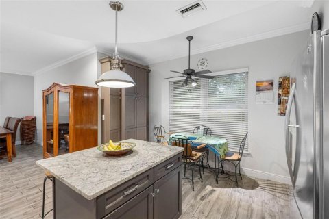 Touwnhouse à vendre à Saint Petersburg, Floride: 3 chambres, 212.75 m2 № 1906147 - photo 8