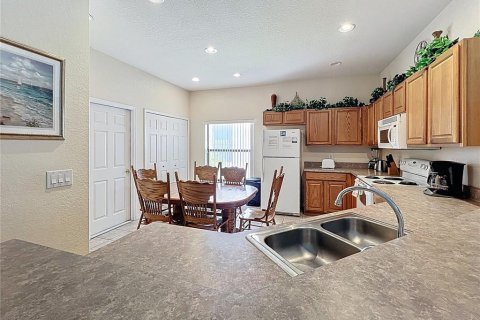 Casa en venta en Clermont, Florida, 4 dormitorios, 151.62 m2 № 1908138 - foto 10