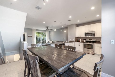 Townhouse in Delray Beach, Florida 3 bedrooms, 148.27 sq.m. № 2086366 - photo 13