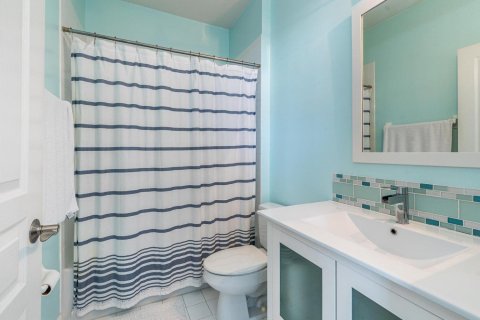 Townhouse in Delray Beach, Florida 3 bedrooms, 148.27 sq.m. № 2086366 - photo 18